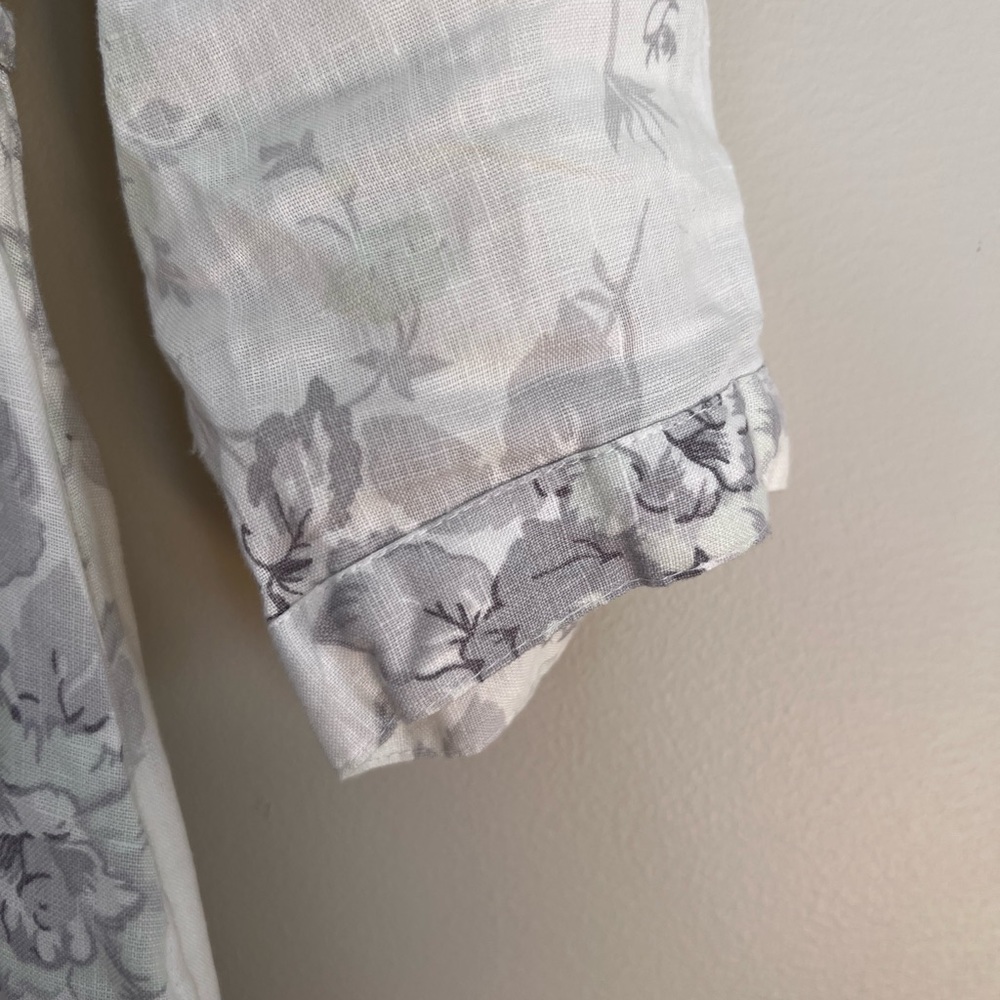 100% linen white dress with roses print. Long sleeve dress. Size 10 - Picture 7 of 14